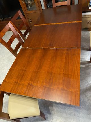 Mesa comedor + 6 sillas madera