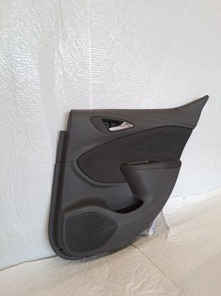GUARNECIDO PUERTA TRASERA DERECHA OPEL ASTRA K LIM. 5TÜRIG