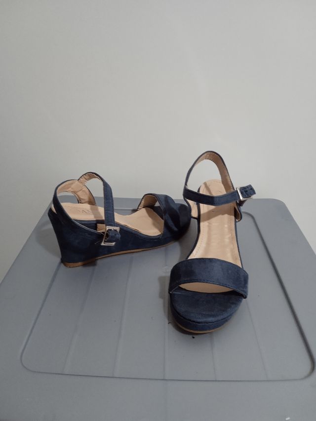 Zapatos cuña azul marino