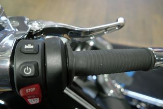 BMW R 18