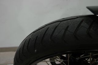 BMW R 18