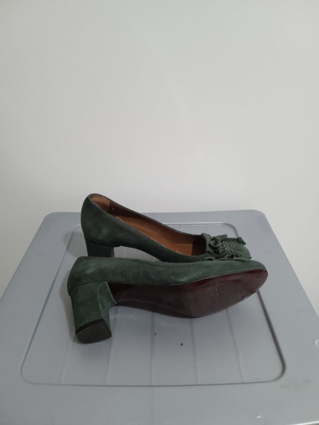 Zapatos tacón verde