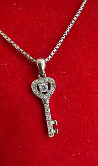 CADENA COLGANTE LLAVE PLATA 925 MUJER