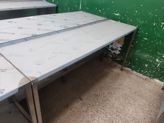 MESA INDUSTRIAL DE 182 CM
