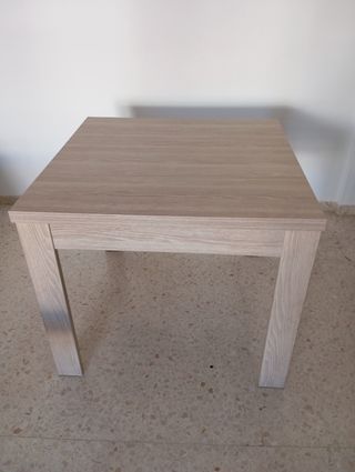 Mesa plegable de madera beige