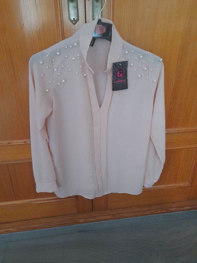 Blusa c/perlas: elegante y bonita