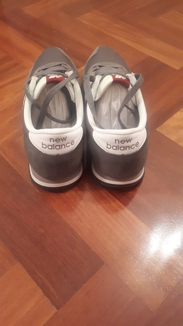 Zapatillas NB 420 Gris