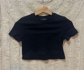 Top corto Bershka negro