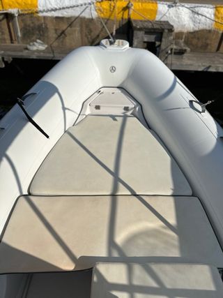 SELVA 470: Barca semirrígida