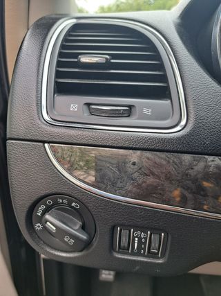 Lancia Voyager 2013