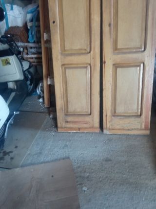 Puertas madera maciza