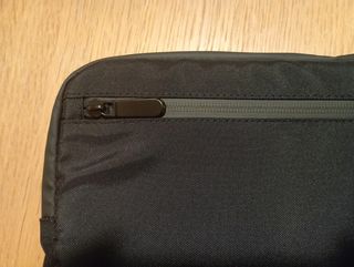 Custodia protettiva per computer portatile