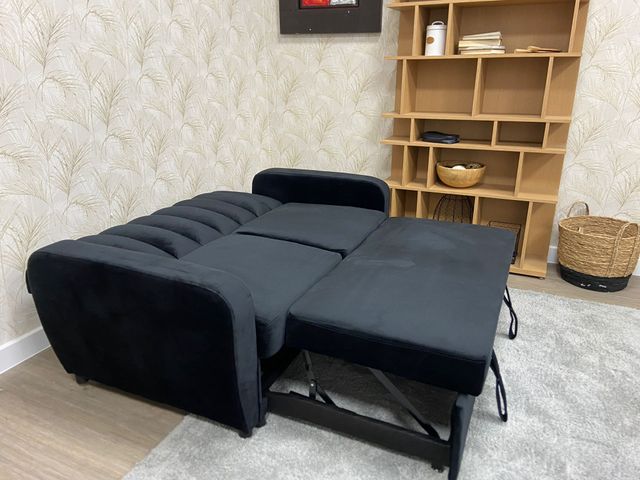 Sofá cama terciopelo negro