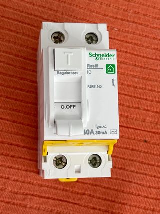 Interruptor automático Schneider Electric Acti9 40