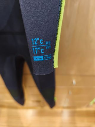 Neopreno Olaian 4/3 mm niño T8