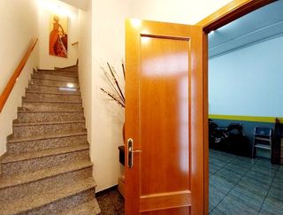 Casa adosada en venta en Les Arenes - La Grípia  Can Montllor en Terrassa