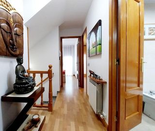 Casa adosada en venta en Les Arenes - La Grípia  Can Montllor en Terrassa