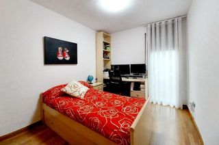 Casa adosada en venta en Les Arenes - La Grípia  Can Montllor en Terrassa