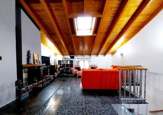 Casa adosada en venta en Les Arenes - La Grípia  Can Montllor en Terrassa