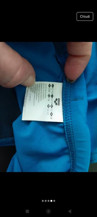 Costume piscina Arena. Taglia 12/13 anni