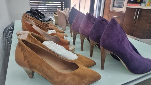 Conjunto de sapatos femininos em pele nº 37