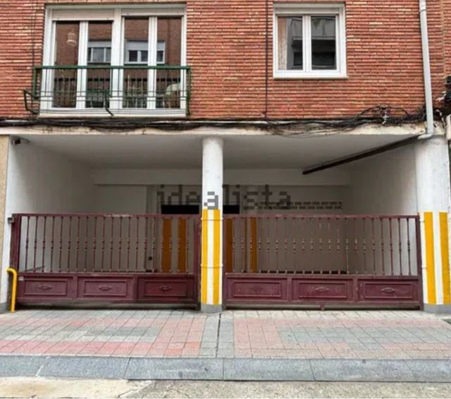 Alquiler plaza garaje cerrado centro Palencia