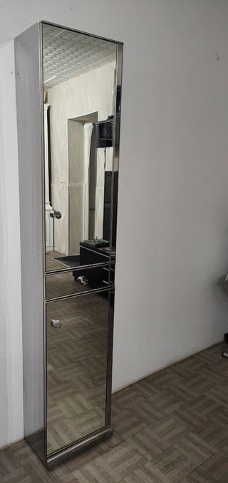 Armario de Metal con Espejo Para Baño.