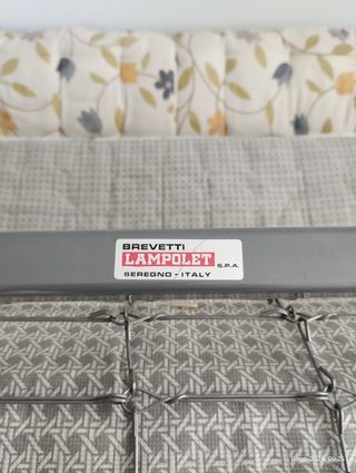 Divano 2 posti beige e grigio