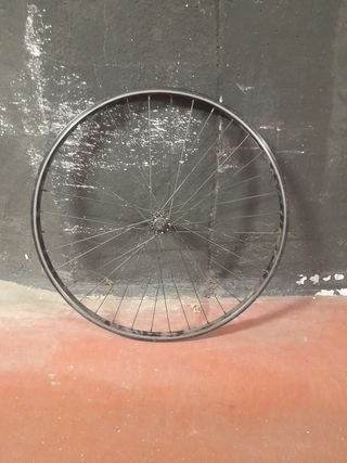 Llanta 26" delantera