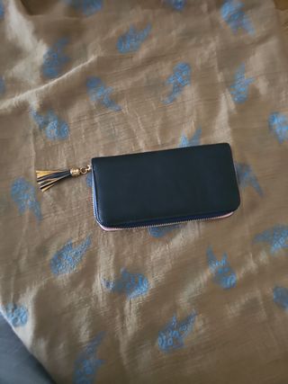Monedero vintage 
Color azul y rosa 

