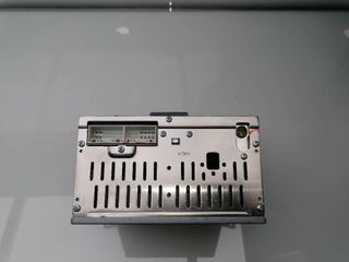 SISTEMA AUDIO / RADIO CD KIA CARENS ( )