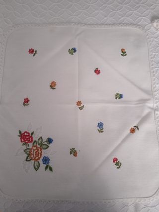 2 Manteles Vintage + 9 Servilletas