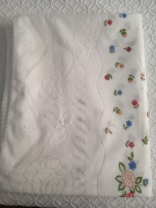 2 Manteles Vintage + 9 Servilletas