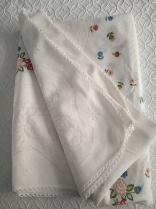 2 Manteles Vintage + 9 Servilletas