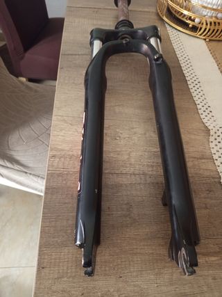 Horquilla suspensión bicicleta