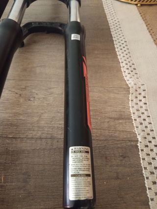 Horquilla suspensión bicicleta