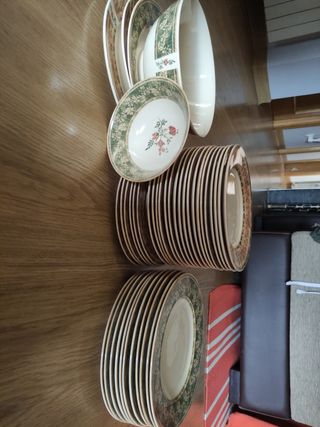 Vajilla Johnson Bros. - Beige/Verde