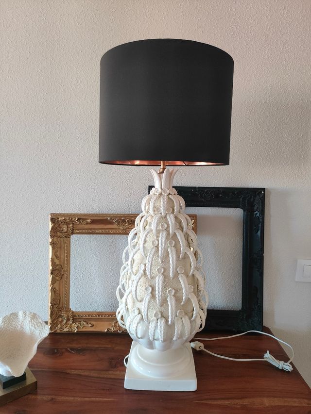 Lampara Manises blanca Piña