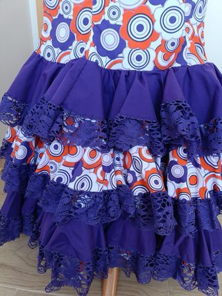 Traje gitana: lunares naranja-morado