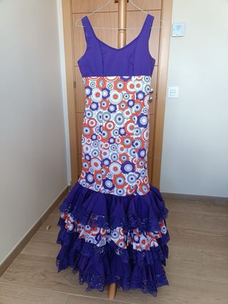 Traje gitana: lunares naranja-morado