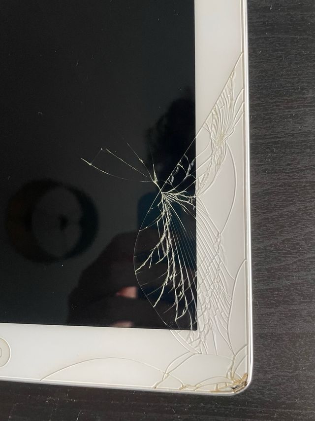 iPad 2ª generación 16GB + funda