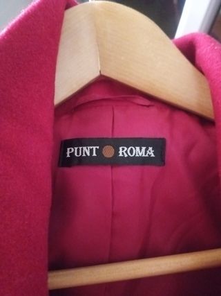Abrigo rojo mujer
