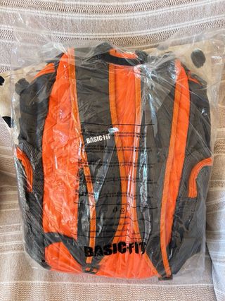 Mochila BASIC FIT - Negra y Naranja