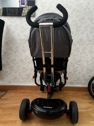 NEGOCIABLE. Triciclo Besrey 4 en 1 Gris