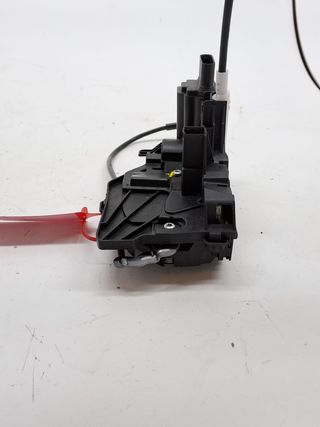 CERRADURA PUERTA TRASERA DERECHA VOLVO XC 40