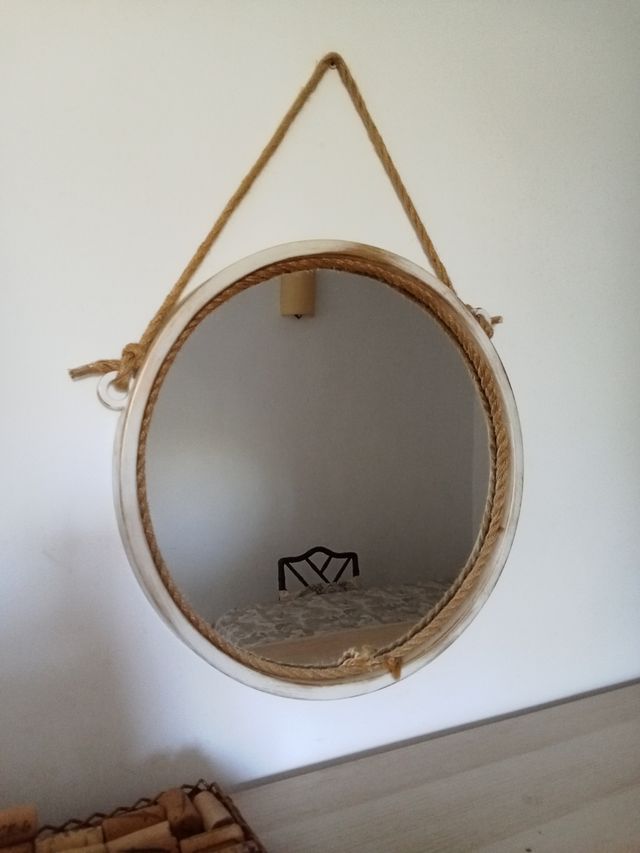 Espejo Redondo de Pared con Cuerda