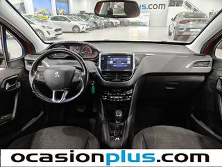 Peugeot 208 1.2L PureTech Allure EAT6 81 kW (110 CV)