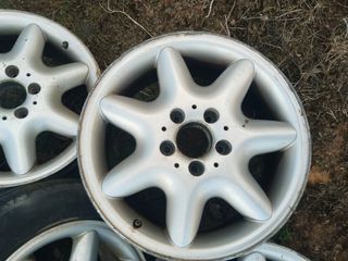 Llantas Mercedes - 5 unidades