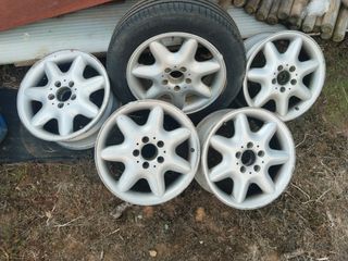 Llantas Mercedes - 5 unidades