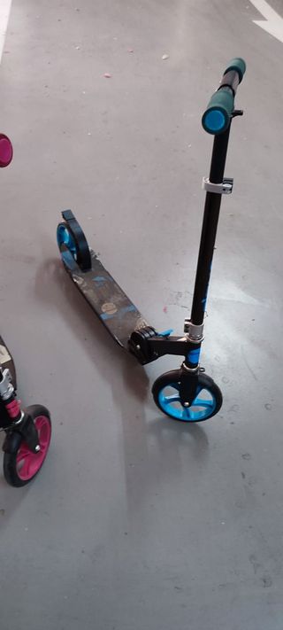 2 Patinetes infantiles